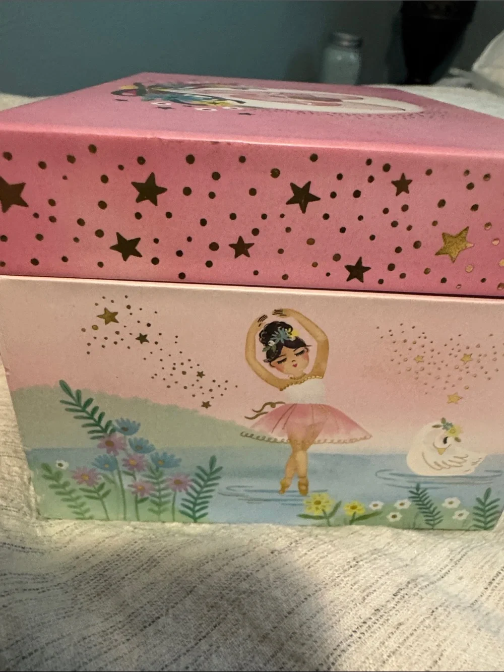 Girls' Pink Swan Music Jewelry Box with Gold Accents